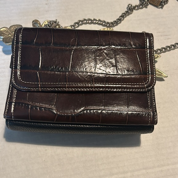 Brighton Black Brown Croc Embossed Leather Small Crossbody Organizer Wallet - Picture 3 of 11